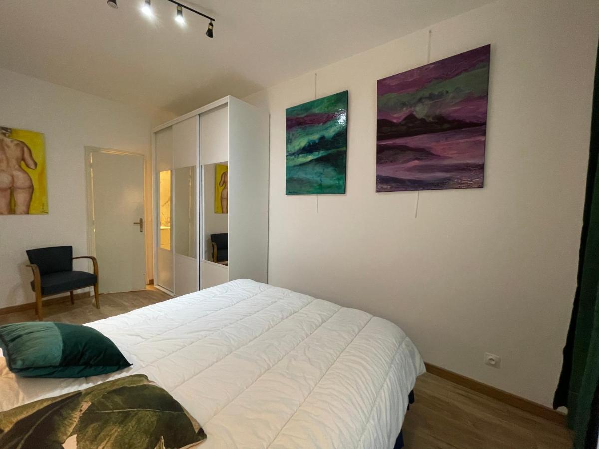 Apartment Spacious 3 Bedroom Flat Center - Magnificent View-parking